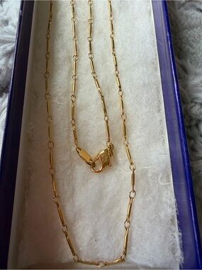 Vintage Gold Plated Link Chain Necklace for women. Excellent condition.